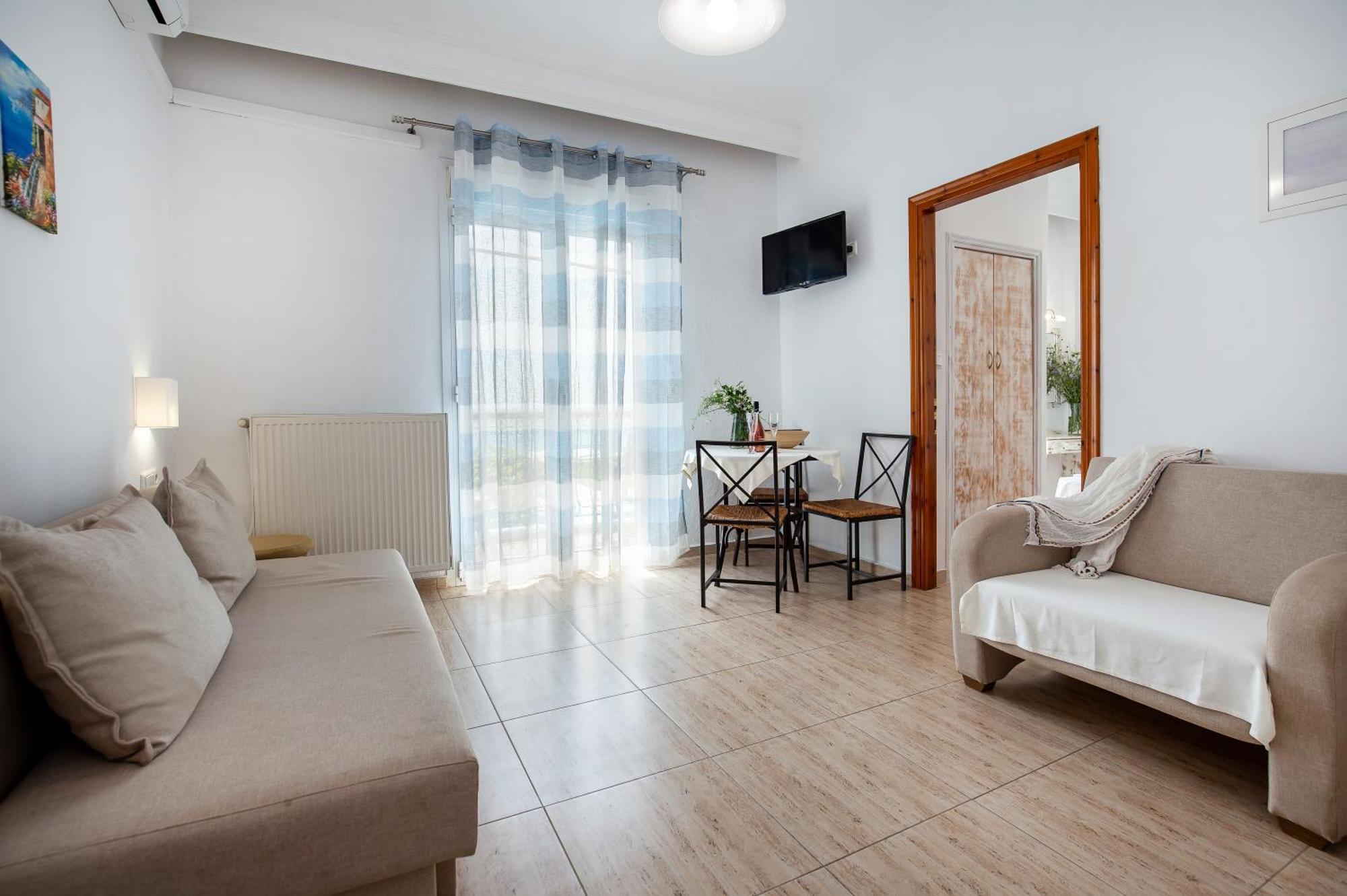 Piatsa Michalis Hotel Potos Exterior photo