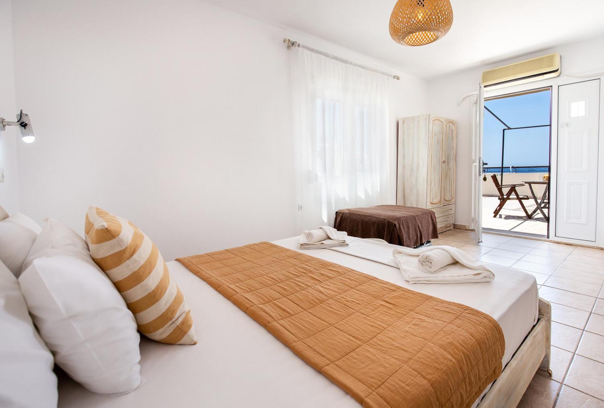 Piatsa Michalis Hotel Potos Room photo