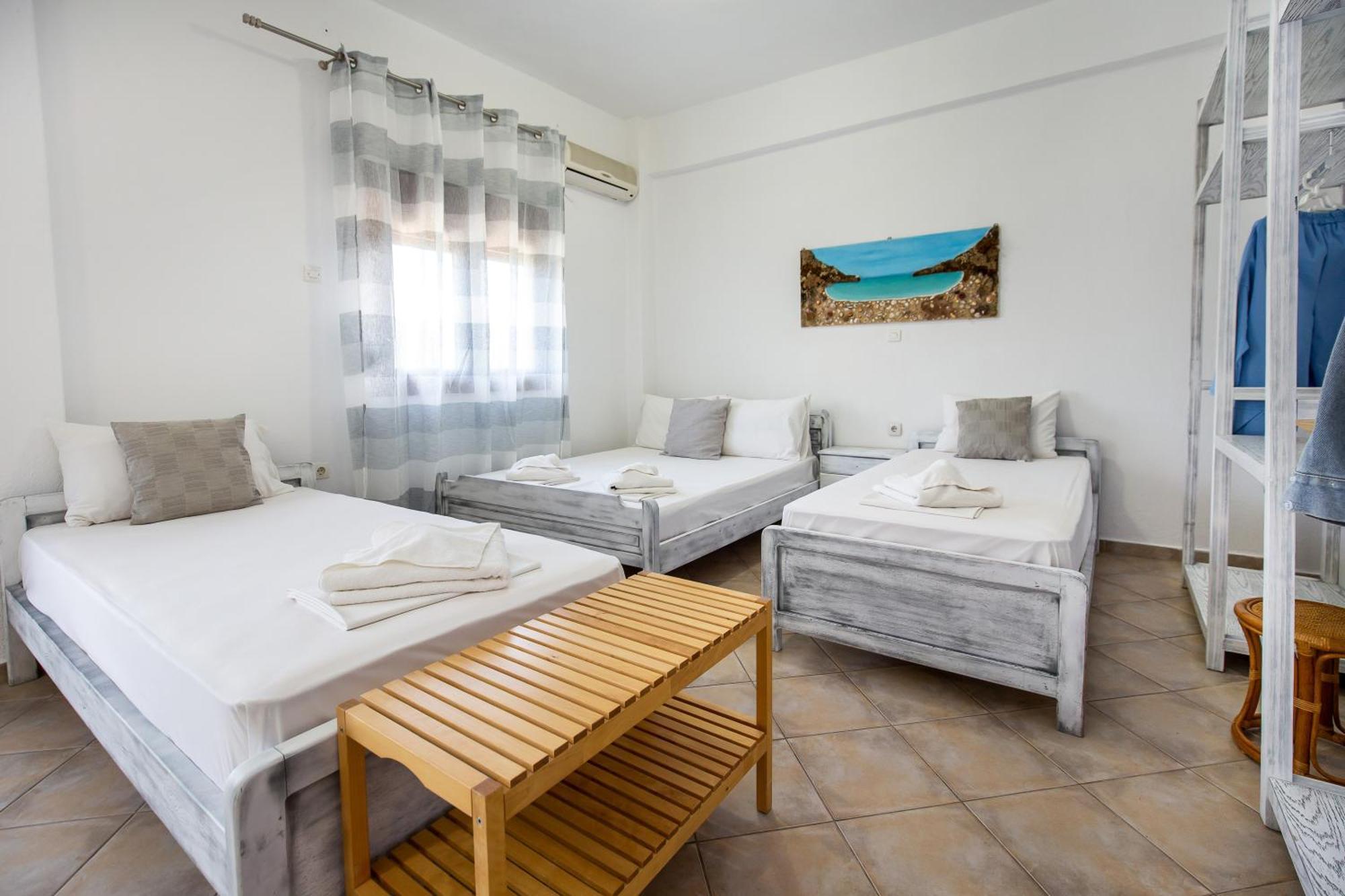 Piatsa Michalis Hotel Potos Exterior photo