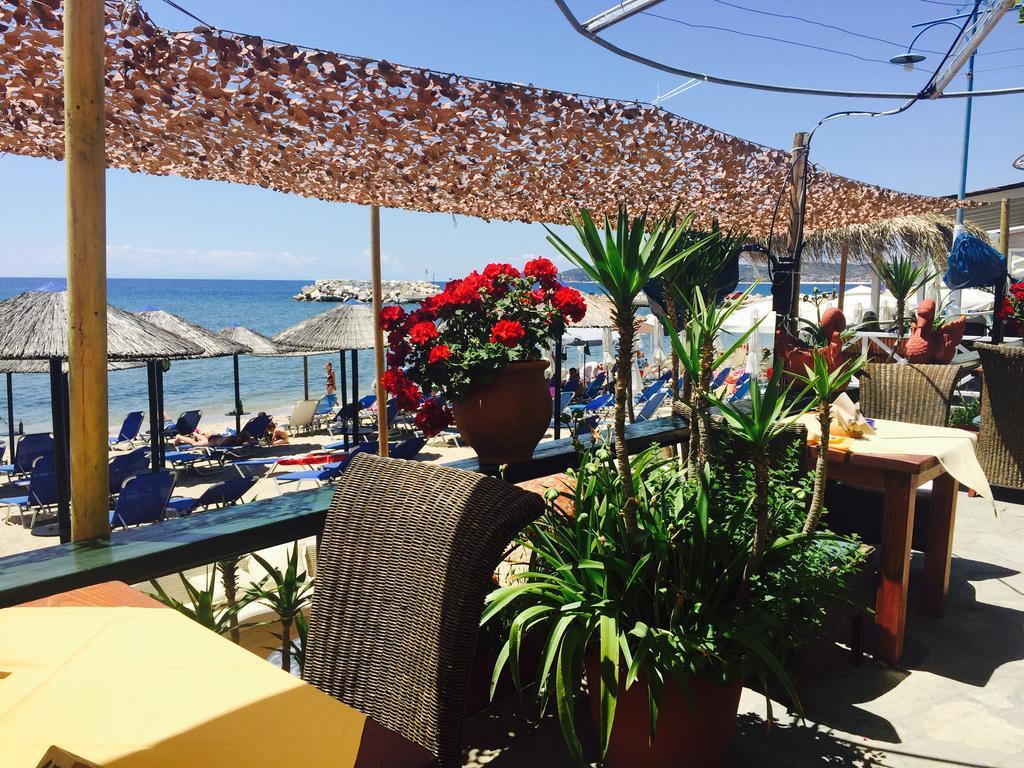 Piatsa Michalis Hotel Potos Exterior photo